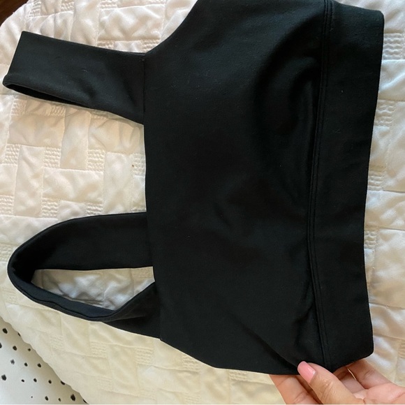 Gilly Hicks Black Activewear sports bra - Picture 6 of 6